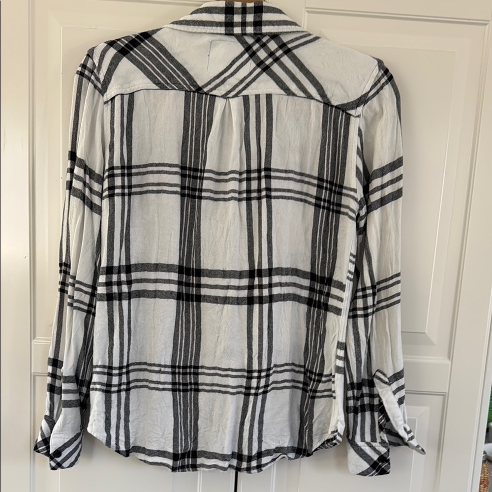Rails Monochrome Plaid Button-Up Shirt - Picture 4 of 4